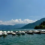 Una Mansarda Sul Lago Di Como